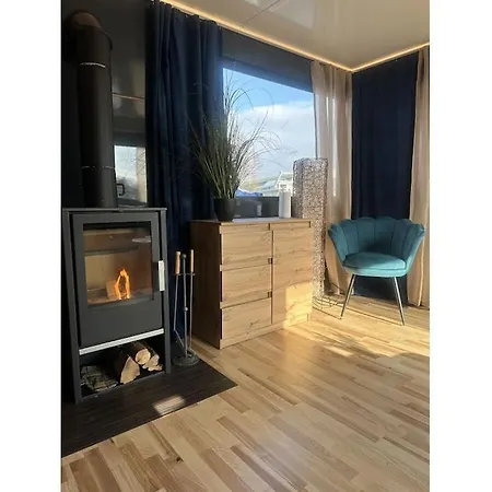Premium Houseboat Blue Lagoon Lubeck