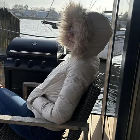 Premium Houseboat Blue Lagoon * Lubeck